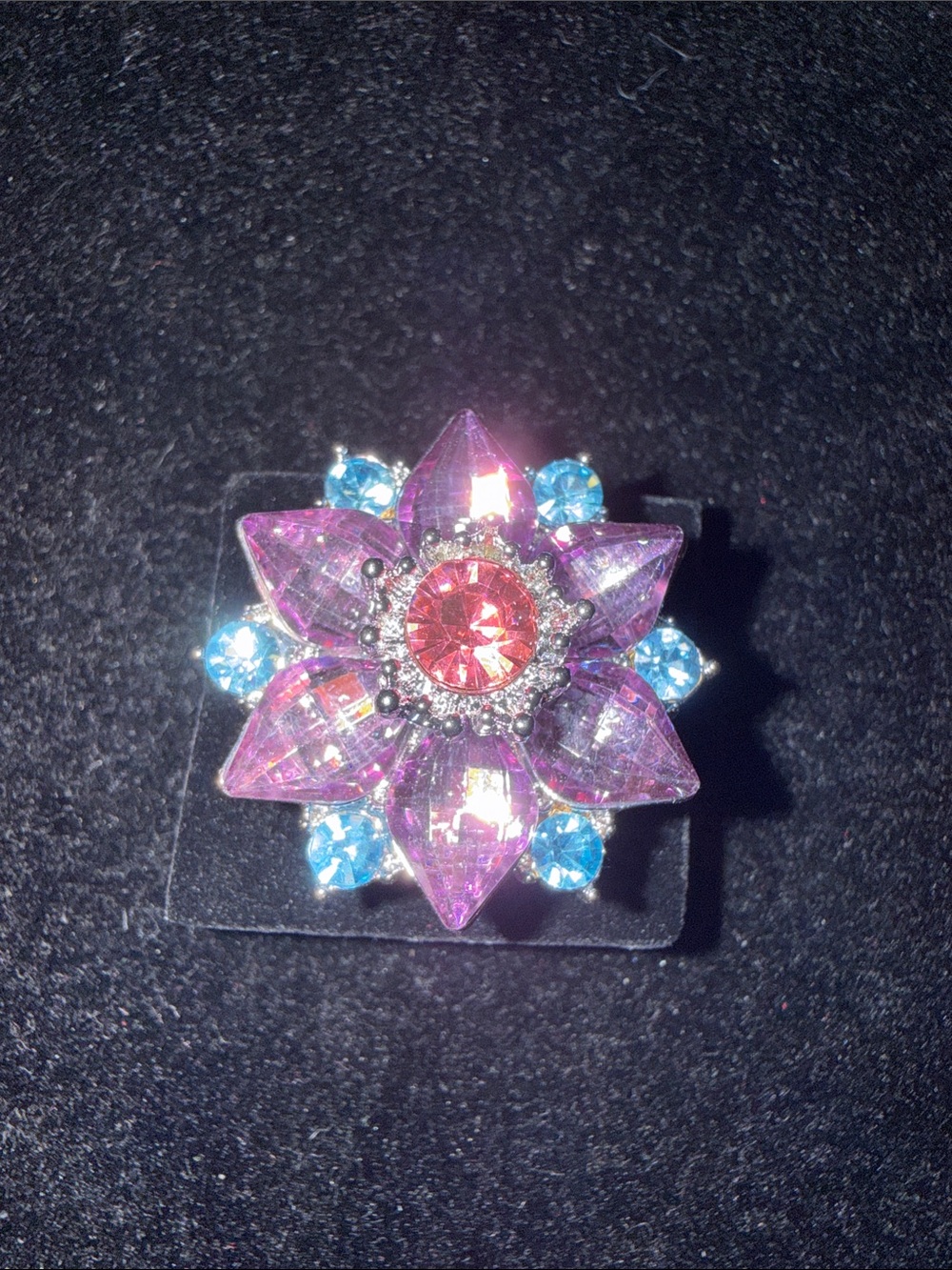 NWT Blue/Purple Flower Ring - Picture 4 of 5